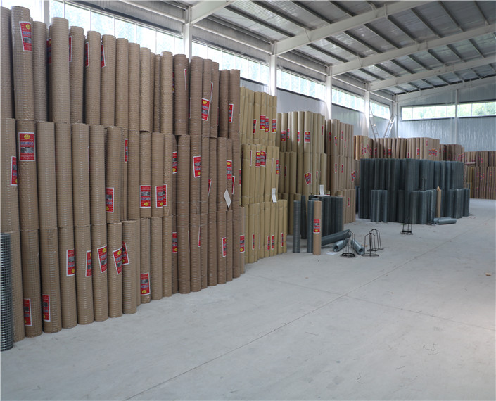 電焊網(wǎng)車(chē)間